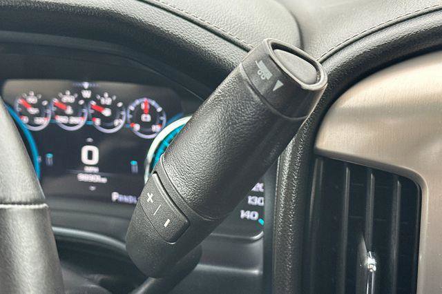 Used 2017 GMC Sierra 2500 Denali w/ Duramax Plus Package AWD/4WD image 21