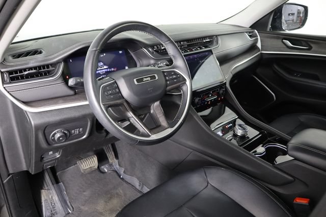 Used 2022 Jeep Grand Cherokee Limited AWD/4WD image 28