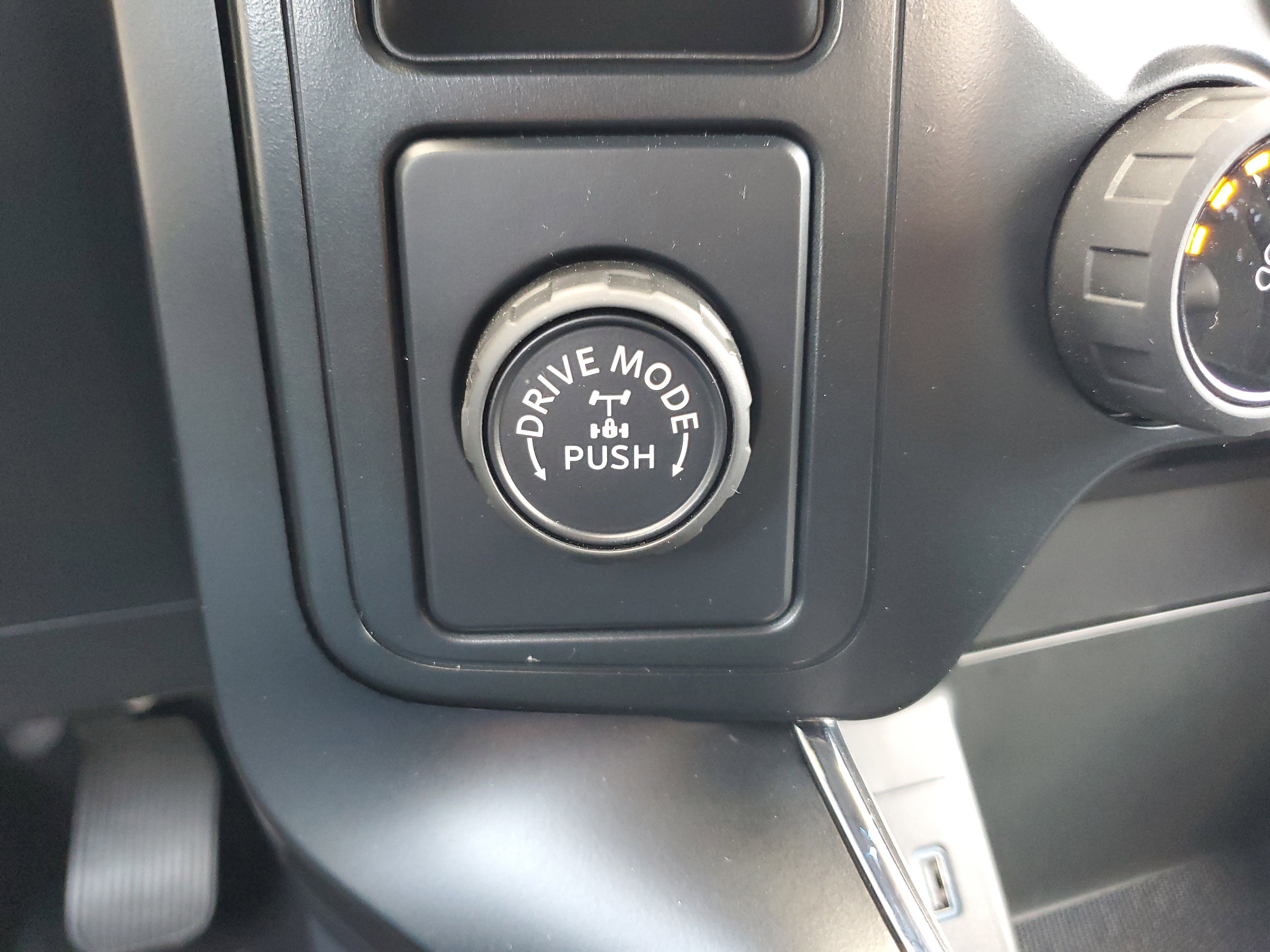 Used 2024 Ford F150 STX image 24