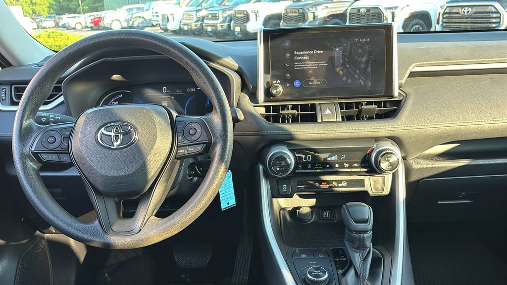 Used 2025 Toyota RAV4 LE AWD/4WD image 8