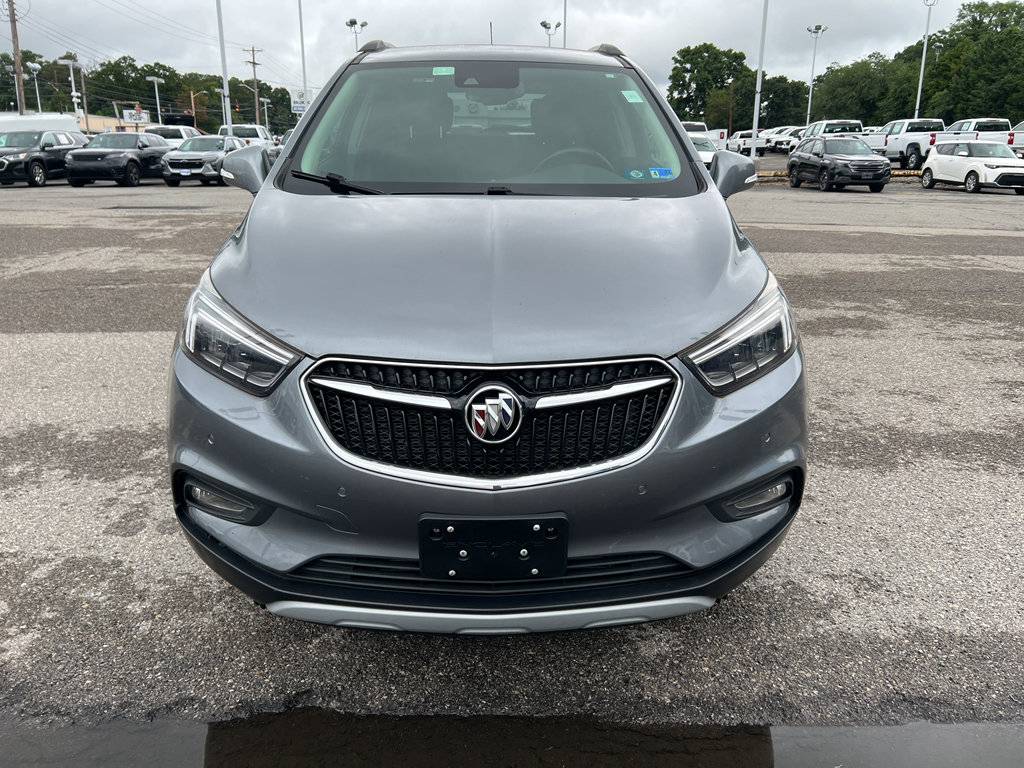 Used 2019 Buick Encore Essence w/ Safety Package II FWD image 2