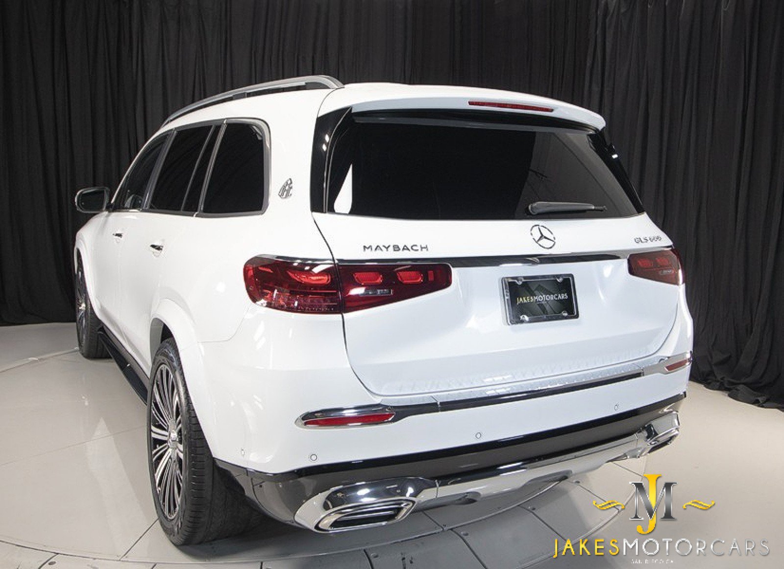 Used 2026 Mercedes-Benz Maybach GLS 600 image 9