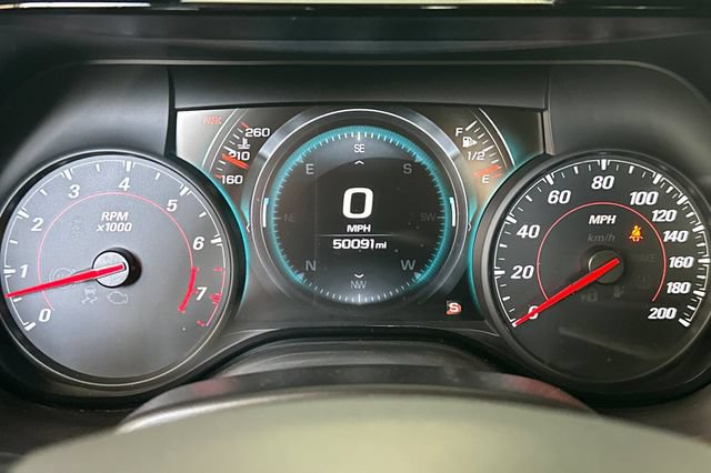 Used 2018 Chevrolet Camaro SS RWD image 27