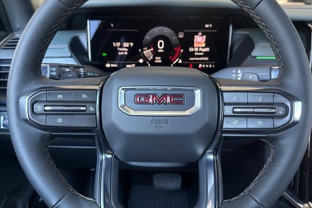 New 2026 GMC Acadia AT4 w/ Luxury Package AWD/4WD image 28