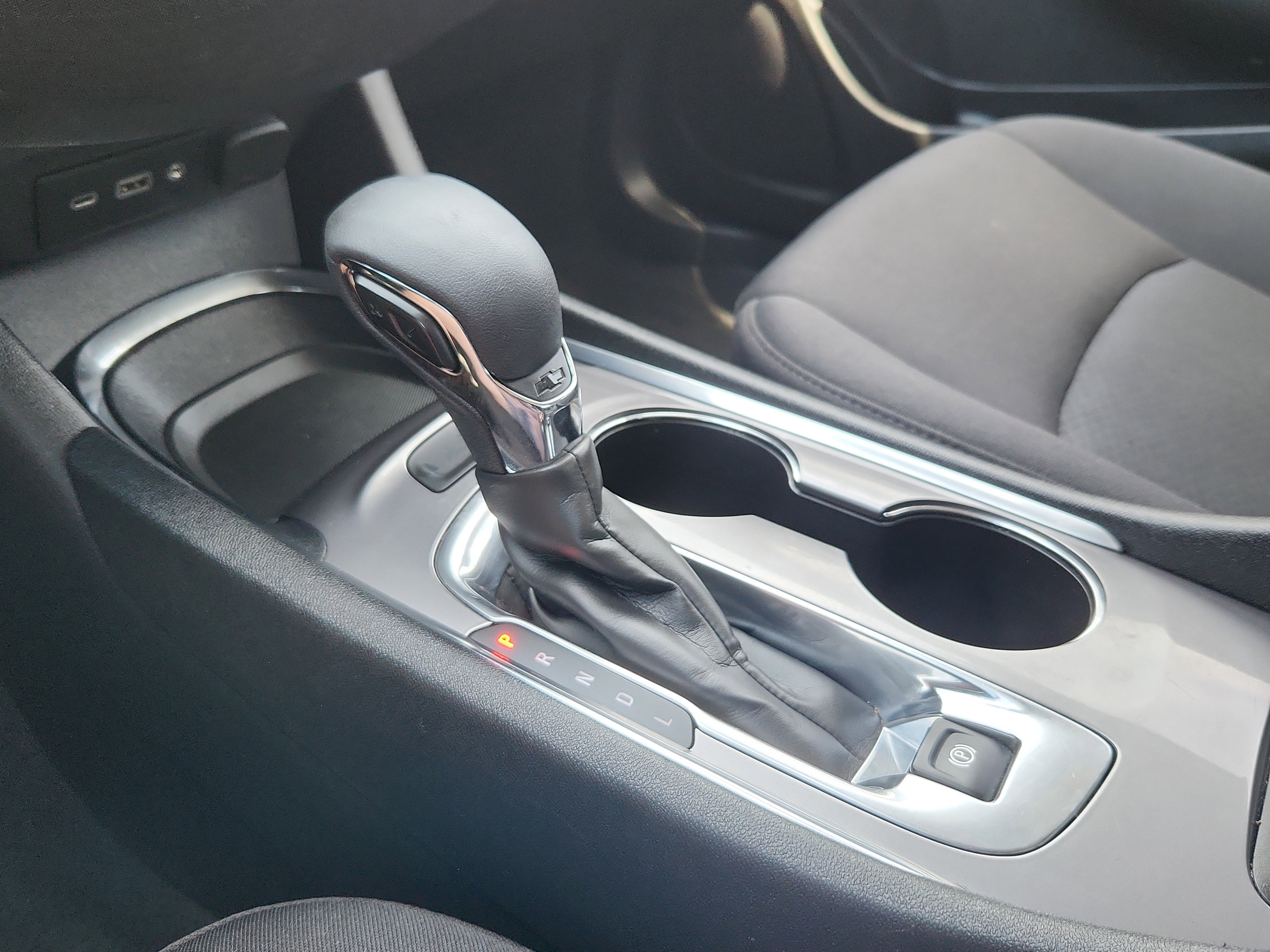 Used 2023 Chevrolet Malibu LT image 28