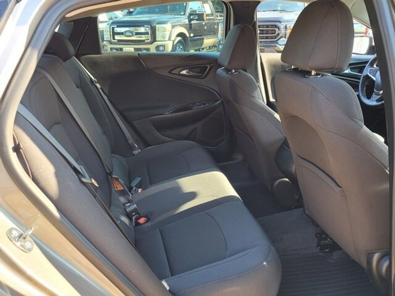 Used 2022 Chevrolet Malibu RS w/ LPO, Convenience Package 2 image 20