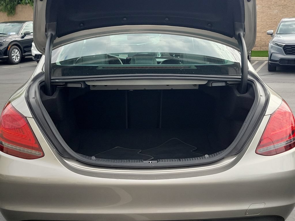 Used 2019 Mercedes-Benz C 300 Sedan image 9