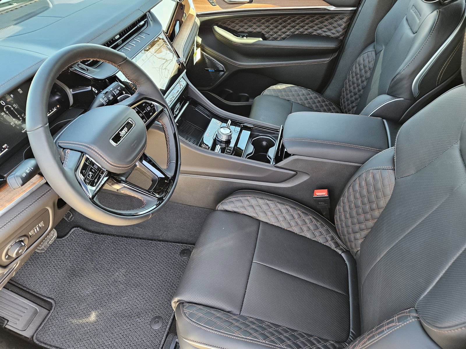 New 2026 Jeep Grand Cherokee L Summit w/ Obsidian Package image 15