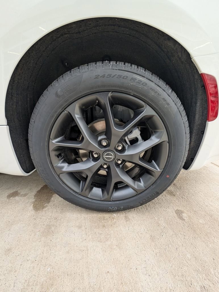 New 2026 Chrysler Pacifica Select w/ S Appearance Package image 43