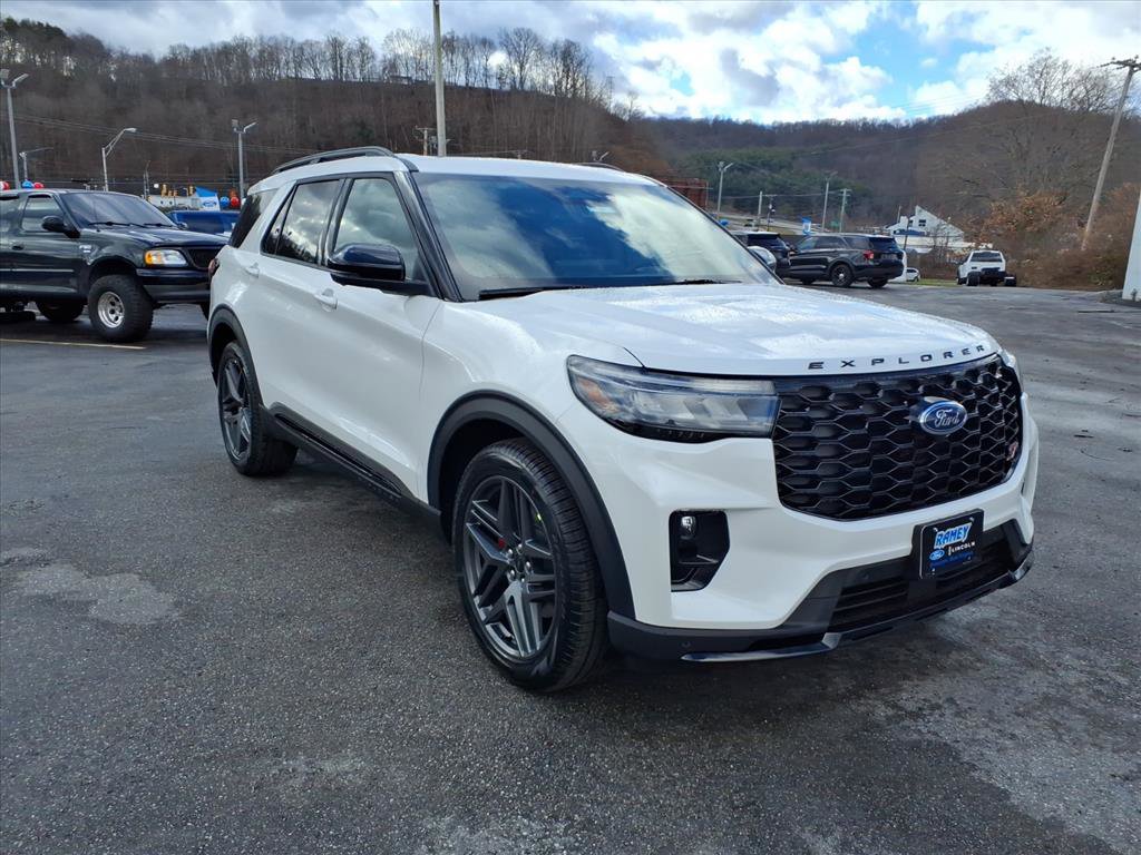 New 2026 Ford Explorer ST w/ Sun And Sound Package image 6