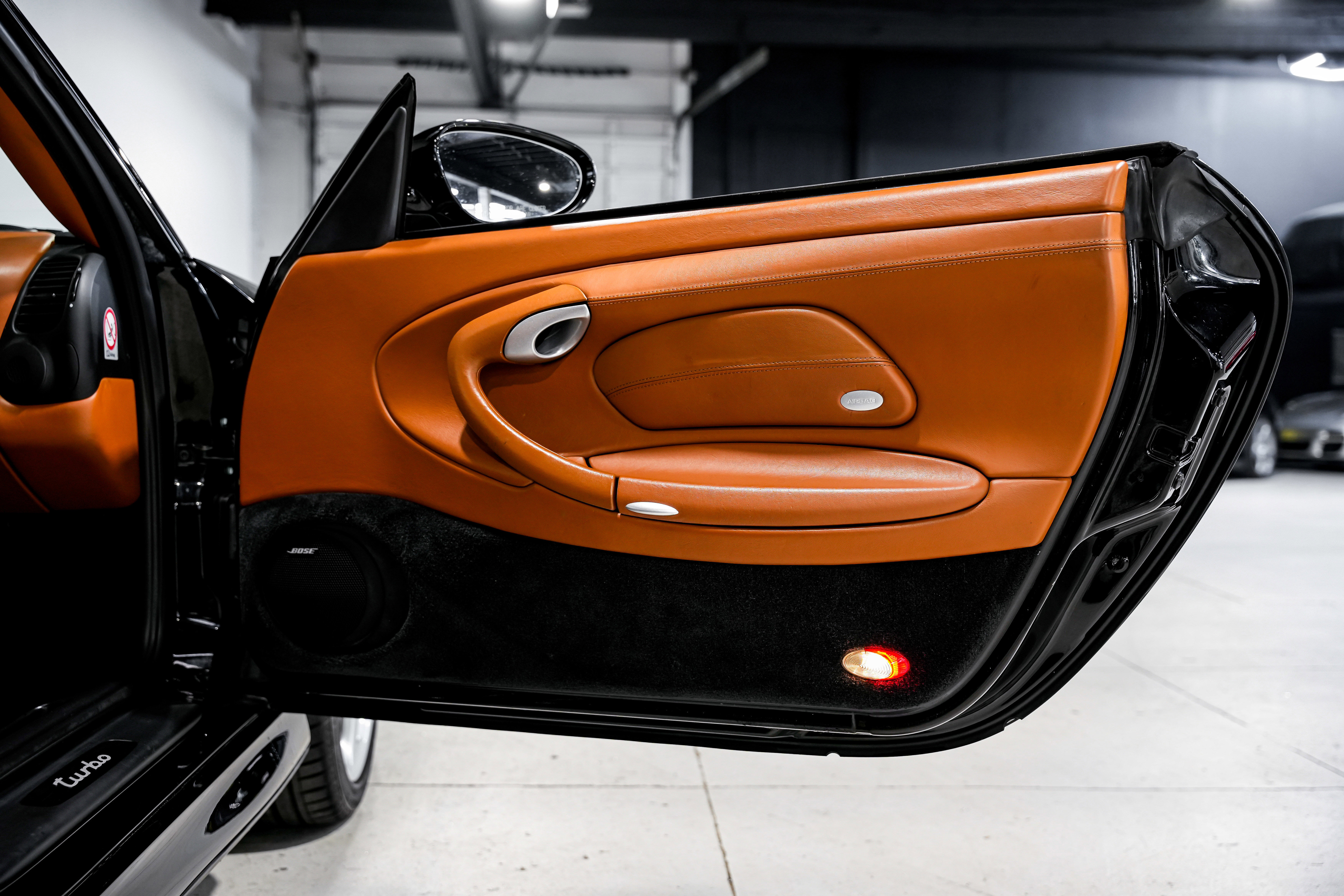 Used 2003 Porsche 911 Turbo image 27