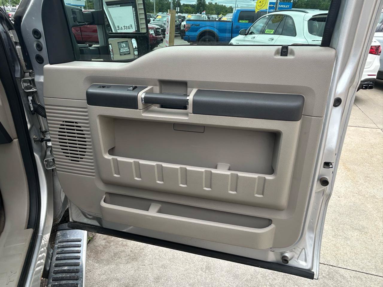 Used 2010 Ford F250 XLT AWD/4WD image 16