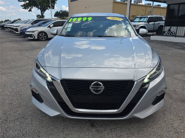 Used 2022 Nissan Altima 2.5 SV AWD/4WD image 2