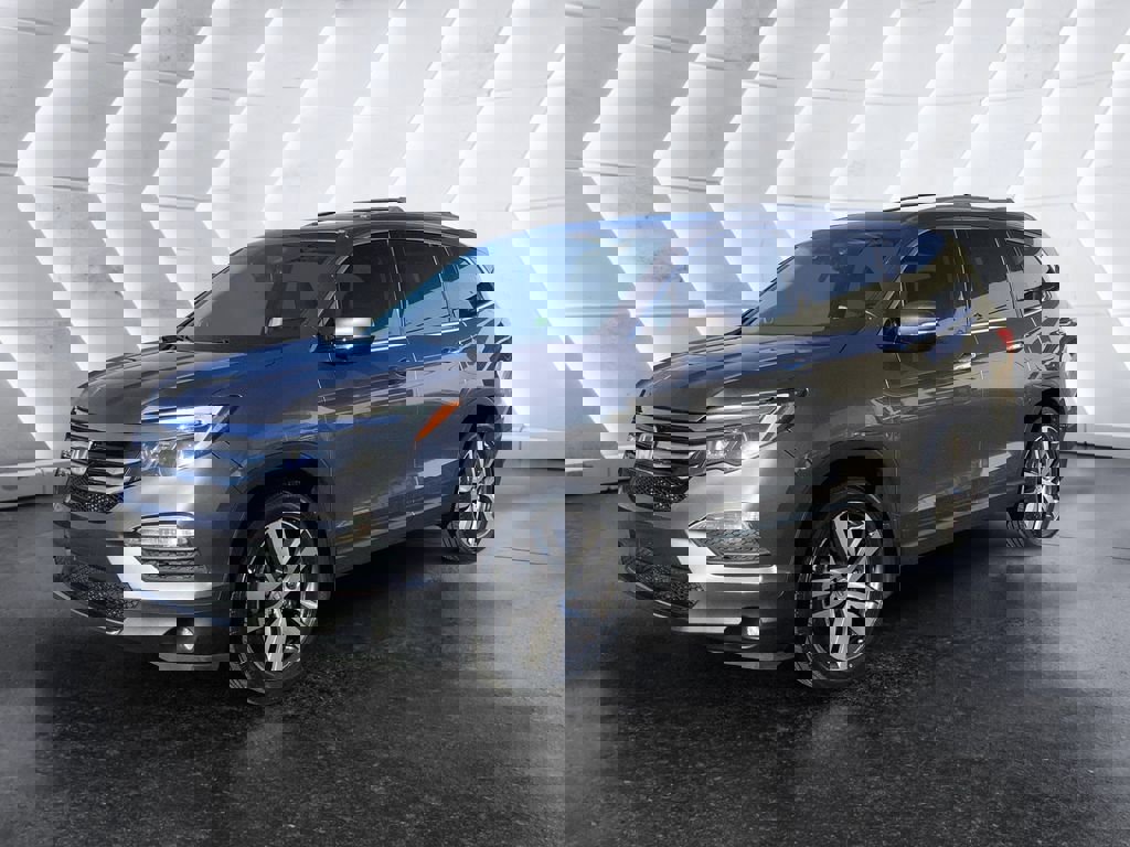 Used 2016 Honda Pilot Elite image 3