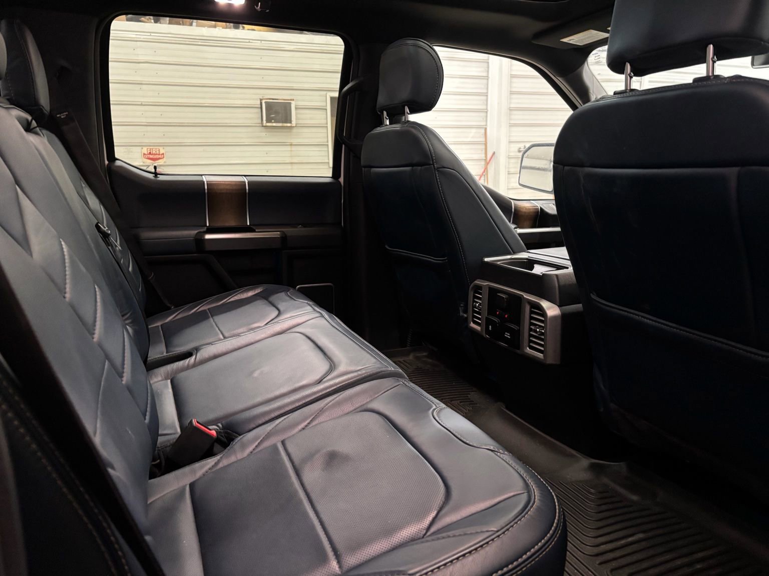 Used 2018 Ford F150 Limited w/ Trailer Tow Package image 31