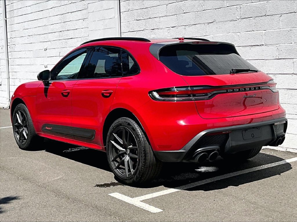 Certified 2023 Porsche Macan Turbo AWD/4WD image 3