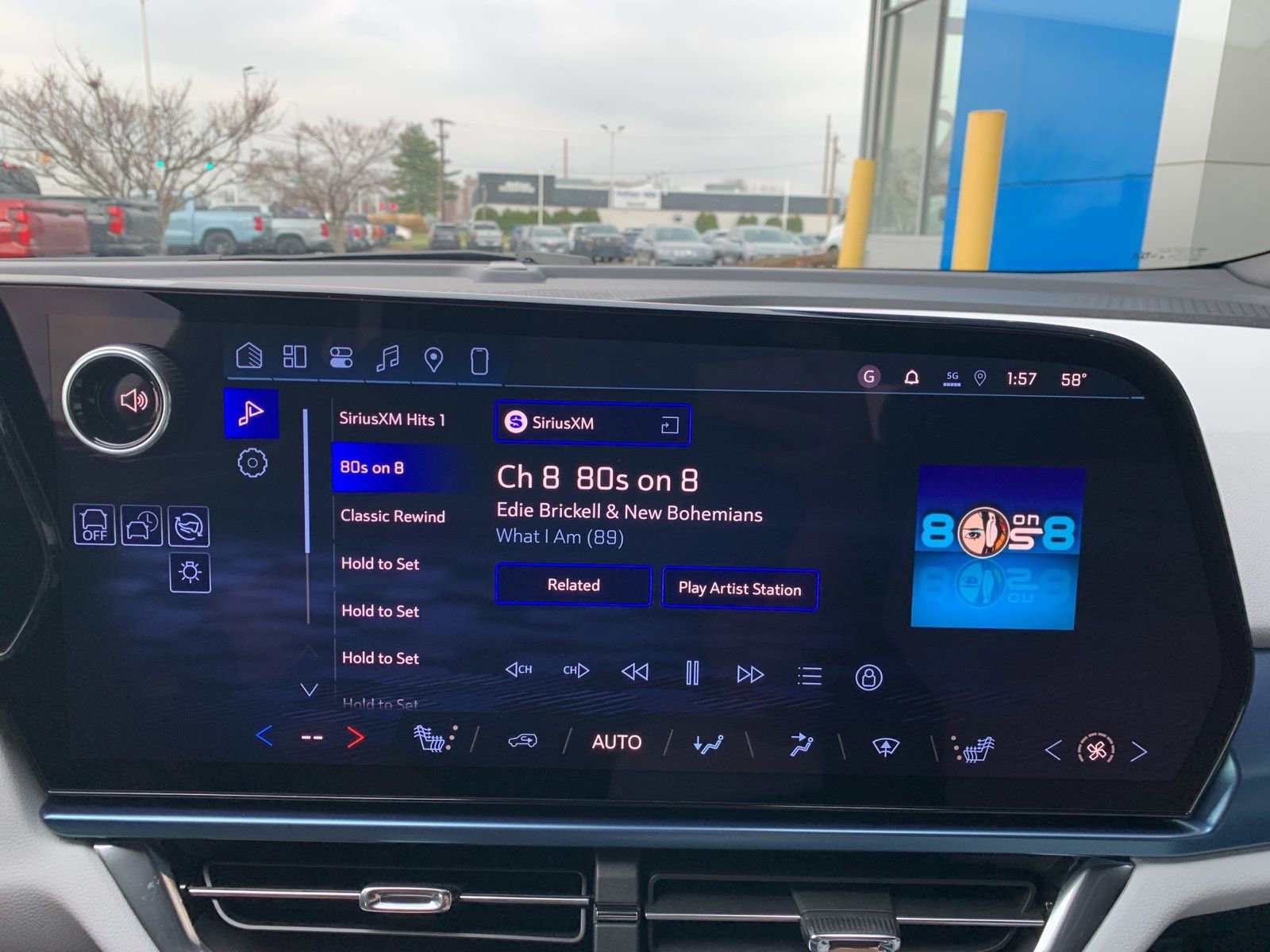 New 2026 Chevrolet Equinox EV LT image 23