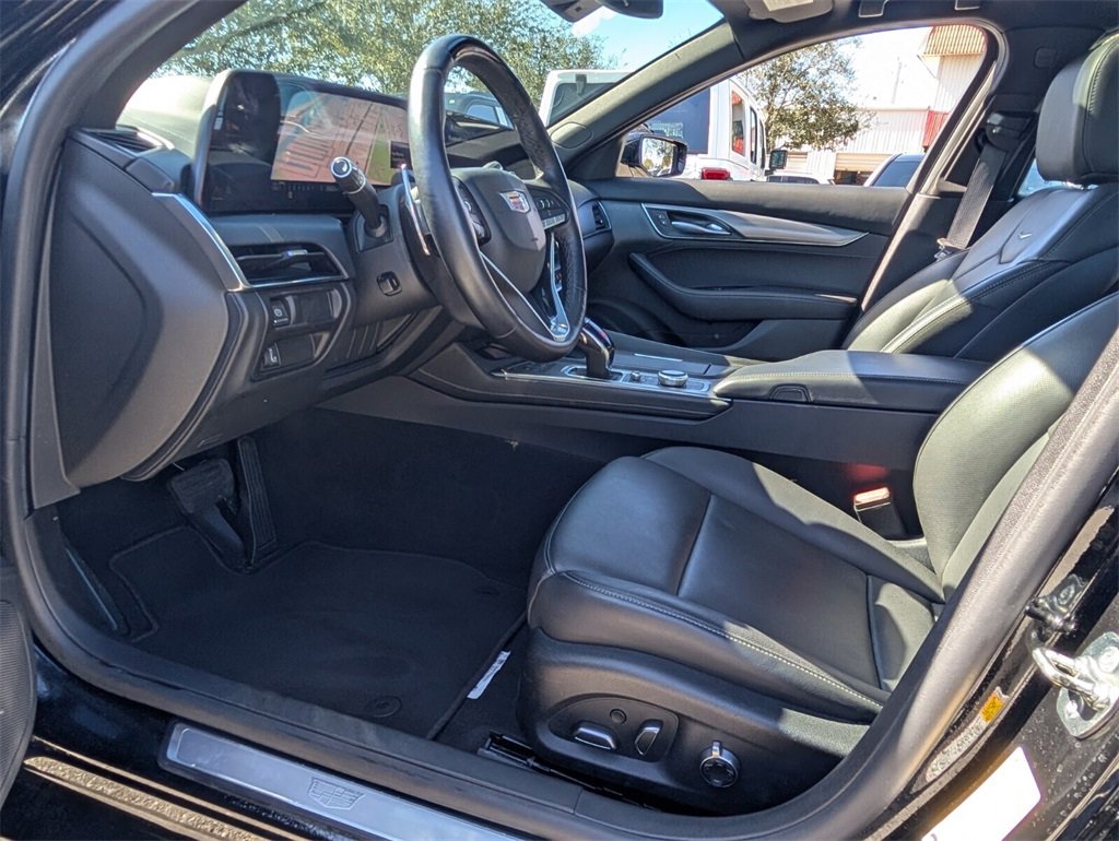 Used 2025 Cadillac CT5 Premium Luxury image 11