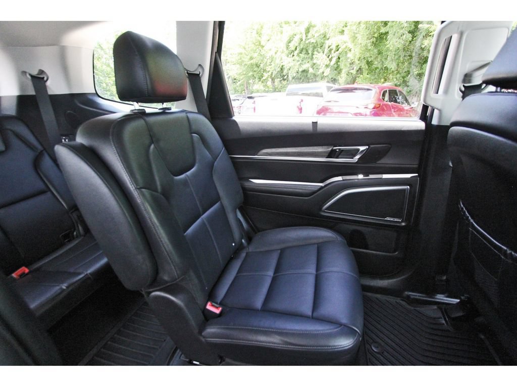 Used 2022 Kia Telluride SX w/ Nightfall Edition Package AWD/4WD image 10
