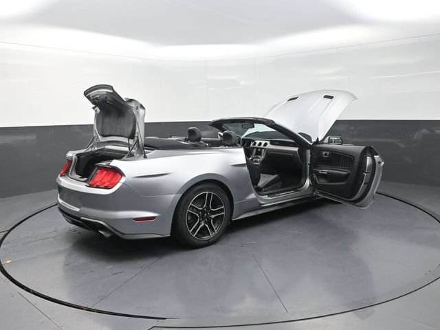 Used 2020 Ford Mustang Premium RWD image 33