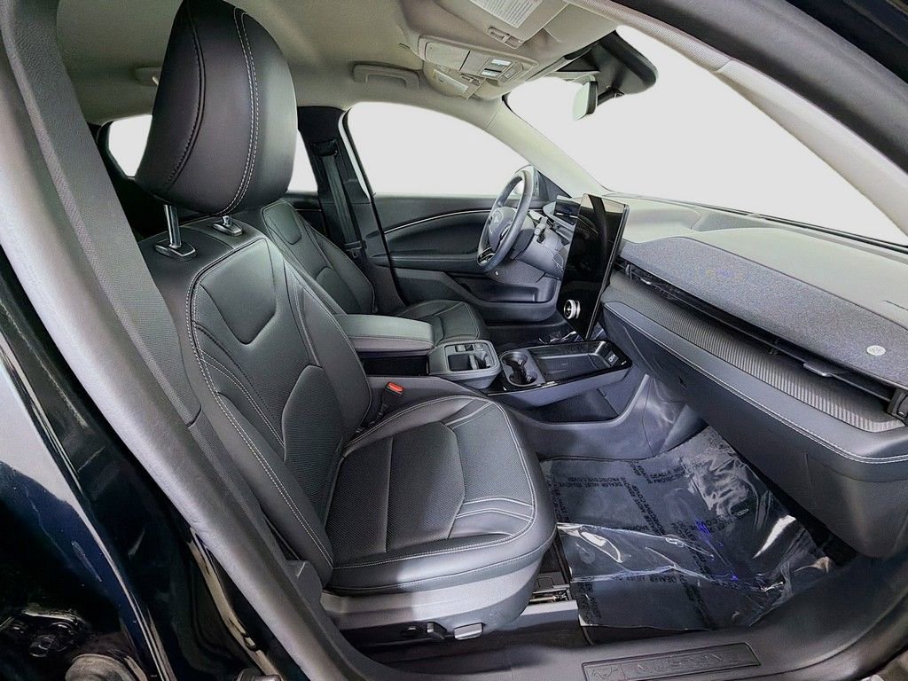 Used 2025 Ford Mustang Mach-E Premium image 23
