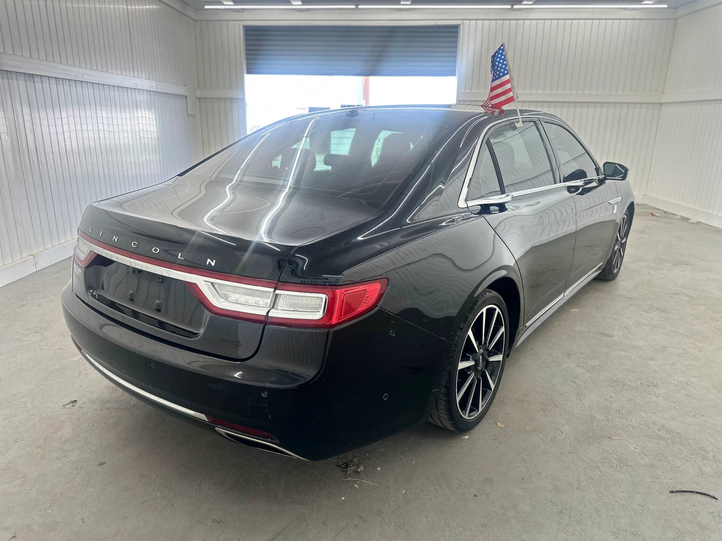 Used 2017 Lincoln Continental Reserve w/ Technology Package image 5