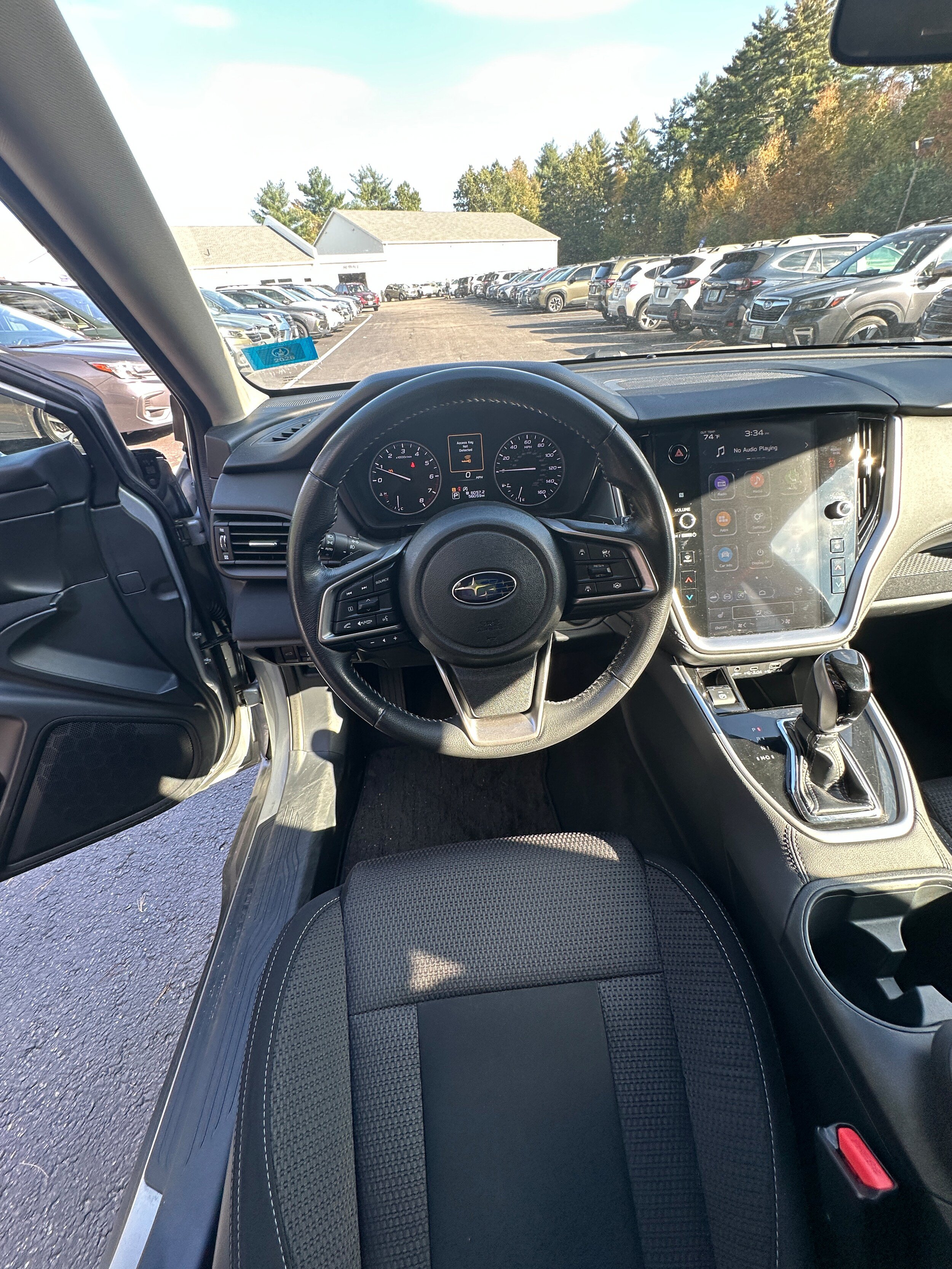 Used 2024 Subaru Outback Premium AWD/4WD image 23