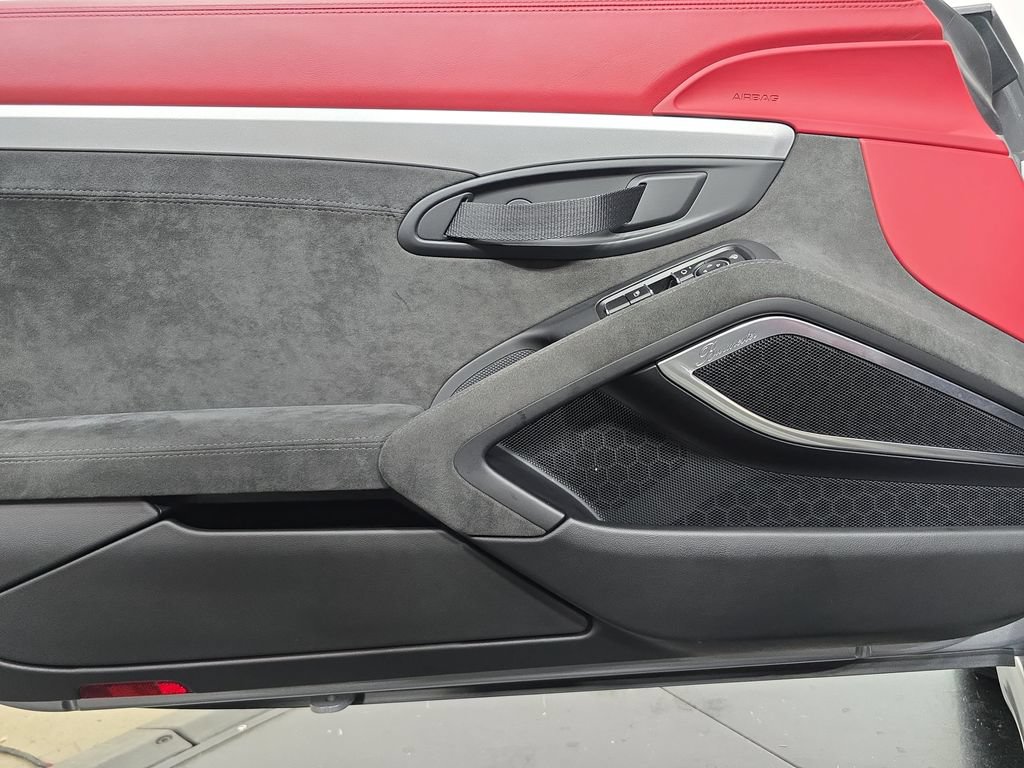 Certified 2021 Porsche 718 Boxster Spyder RWD image 22