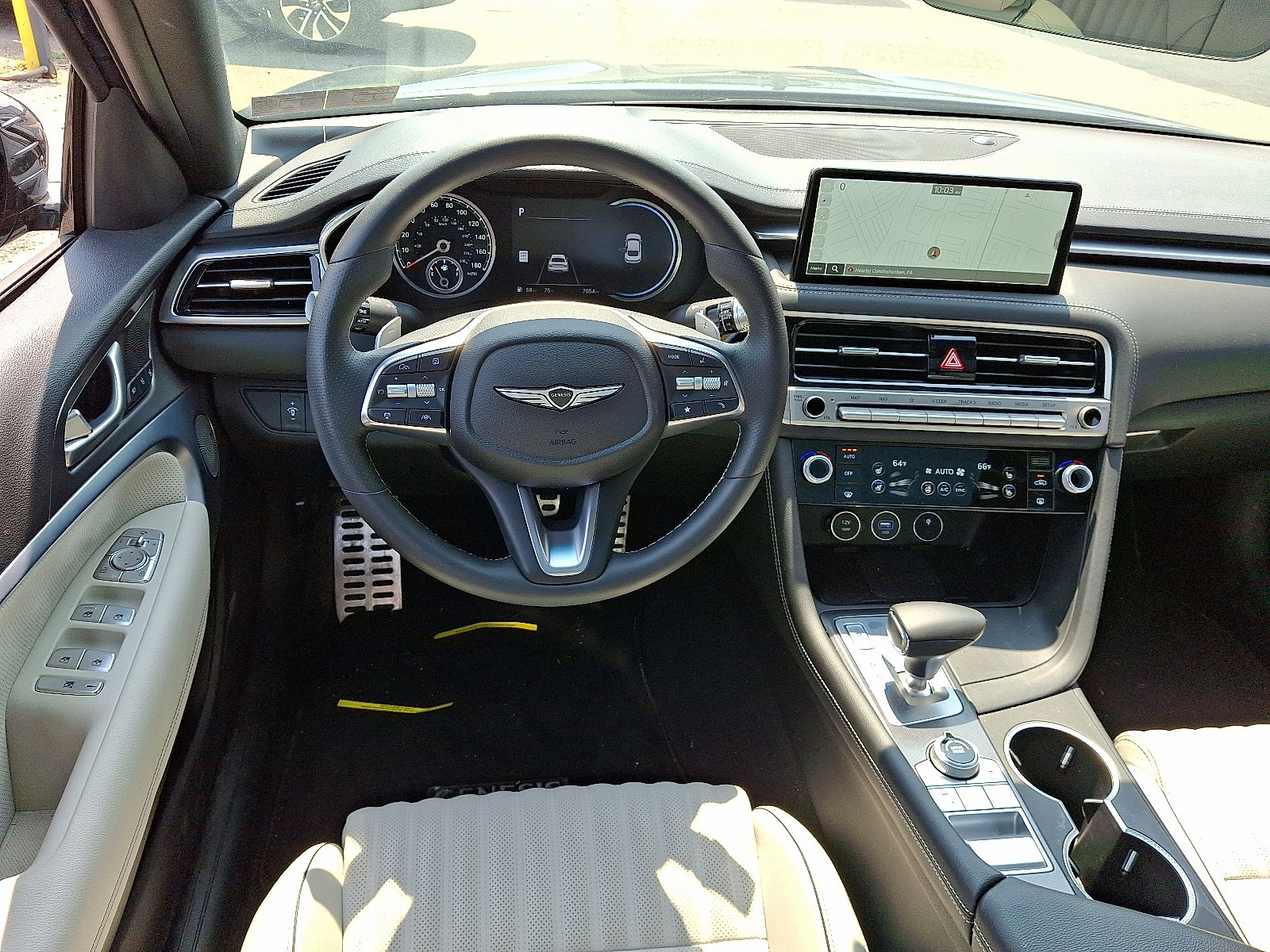 Used 2025 Genesis G70 3.3T Advanced image 11