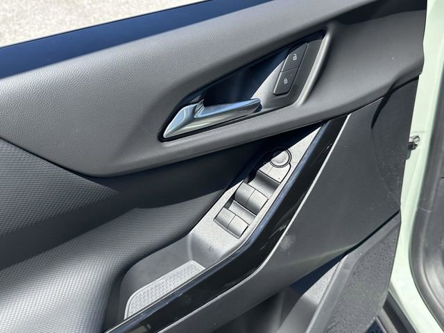 Used 2026 Chevrolet Equinox LT FWD image 15