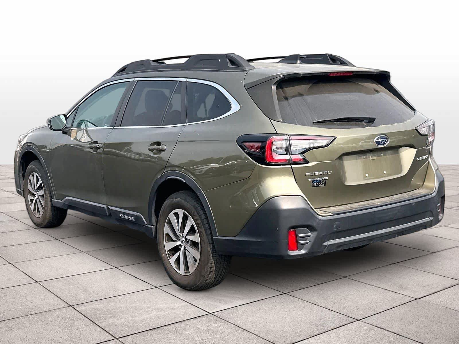 Used 2021 Subaru Outback Premium AWD/4WD image 7