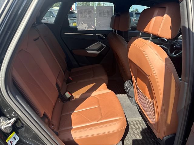 Used 2023 Audi Q3 2.0T Premium w/ Convenience Package AWD/4WD image 10