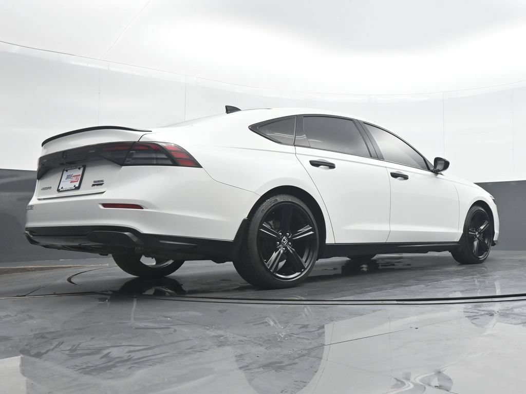 Used 2023 Honda Accord Sport image 30