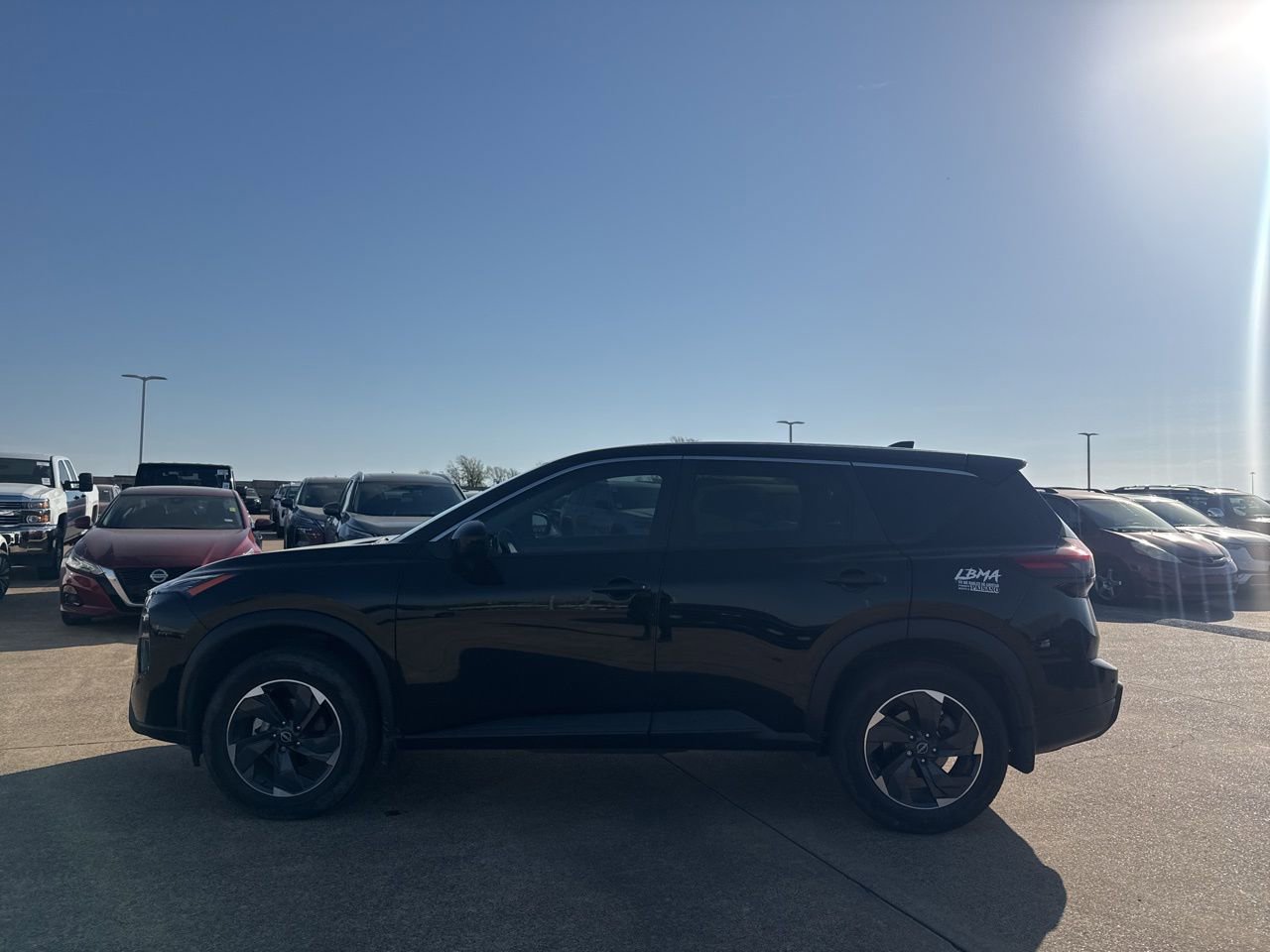 Used 2024 Nissan Rogue SV image 11