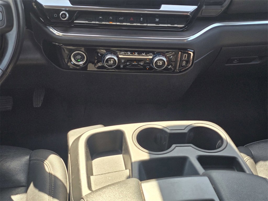 Used 2024 GMC Sierra 1500 SLT image 17