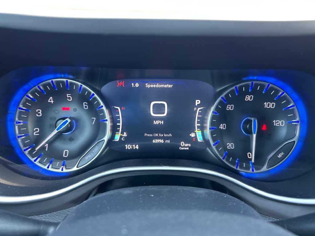 Used 2025 Chrysler Pacifica Select FWD image 17