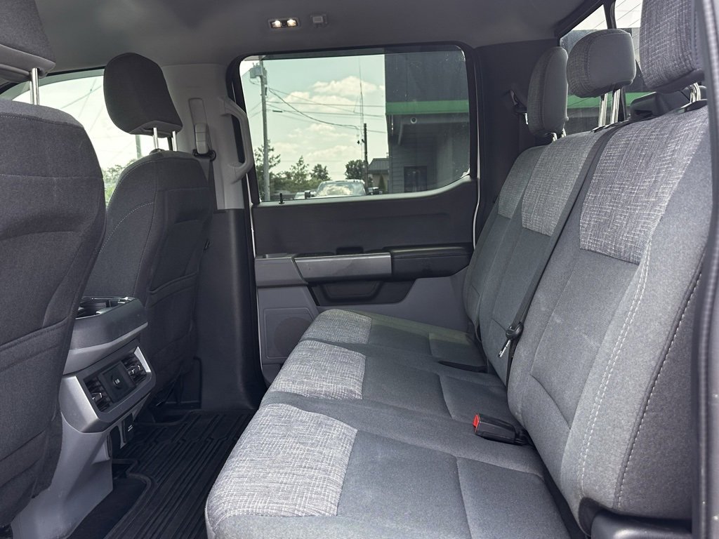 Used 2023 Ford F250 XLT w/ FX4 Off-Road Package image 18