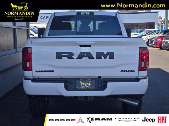 New 2026 RAM 2500 Laramie w/ Night Edition AWD/4WD image 4