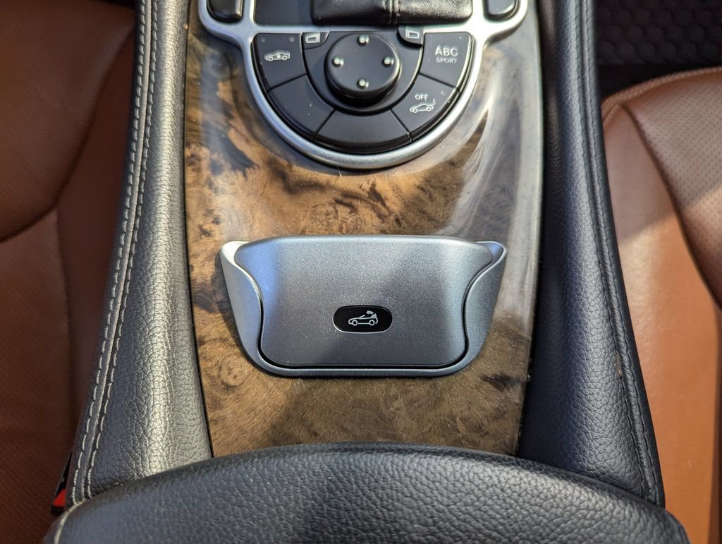 Used 2007 Mercedes-Benz SL 550 image 23