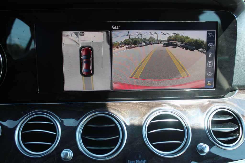 Used 2019 Mercedes-Benz E 300 image 21