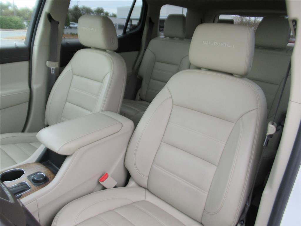 Used 2019 GMC Acadia Denali w/ Technology Package image 17