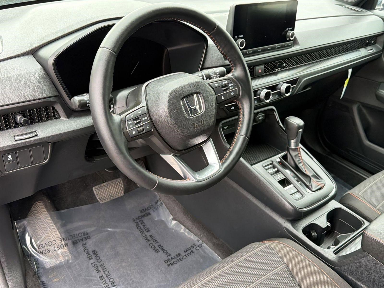 Used 2025 Honda CR-V Sport image 4
