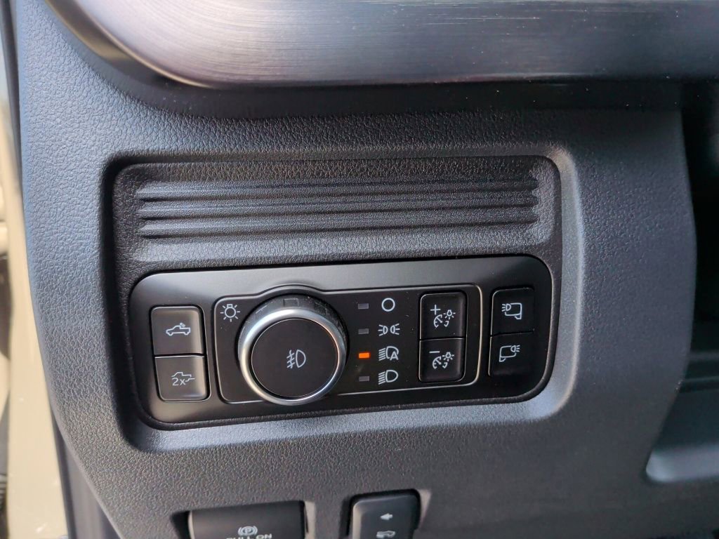 New 2026 Ford F250 Lariat w/ Chrome Package image 16