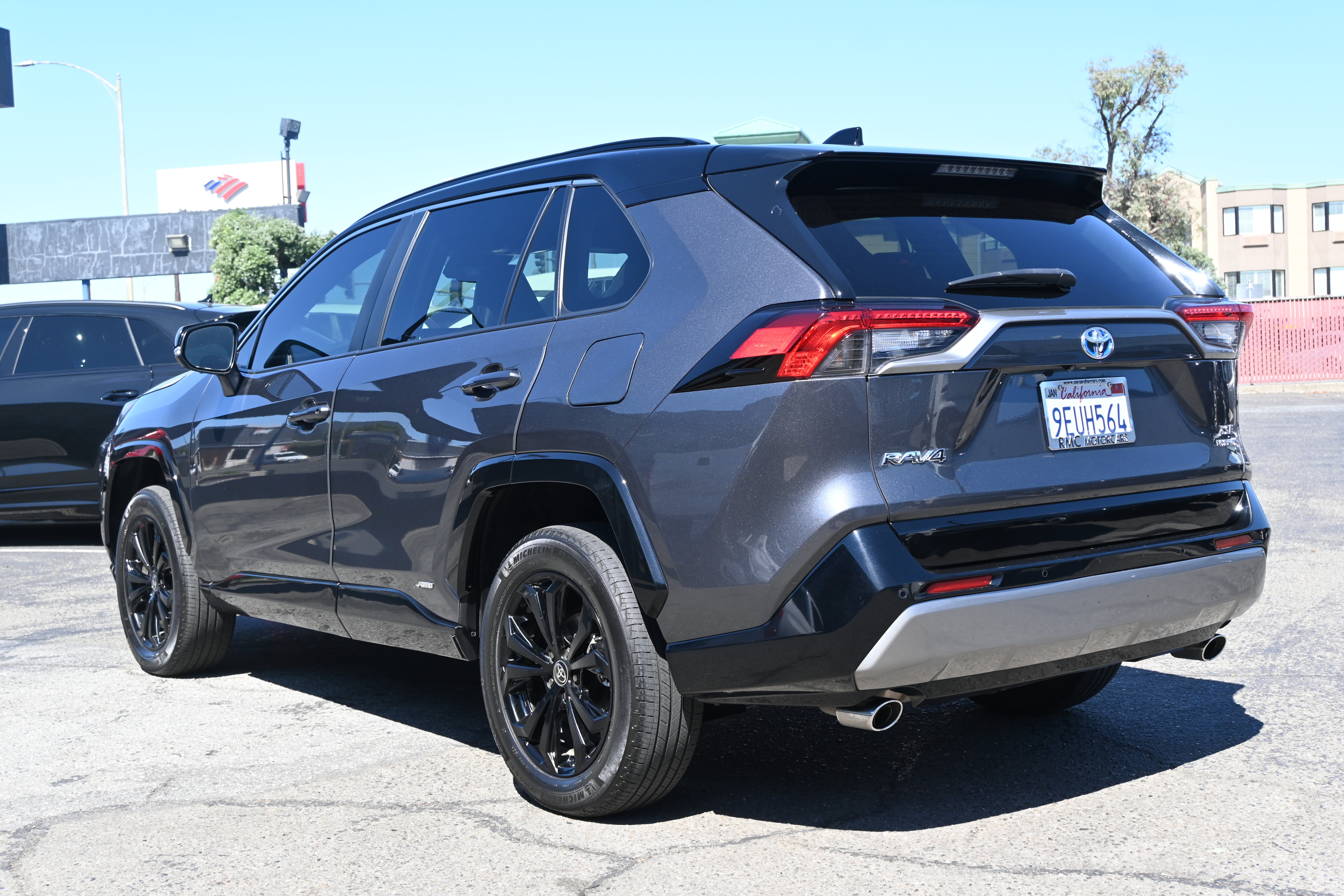 Used 2023 Toyota RAV4 XSE image 5