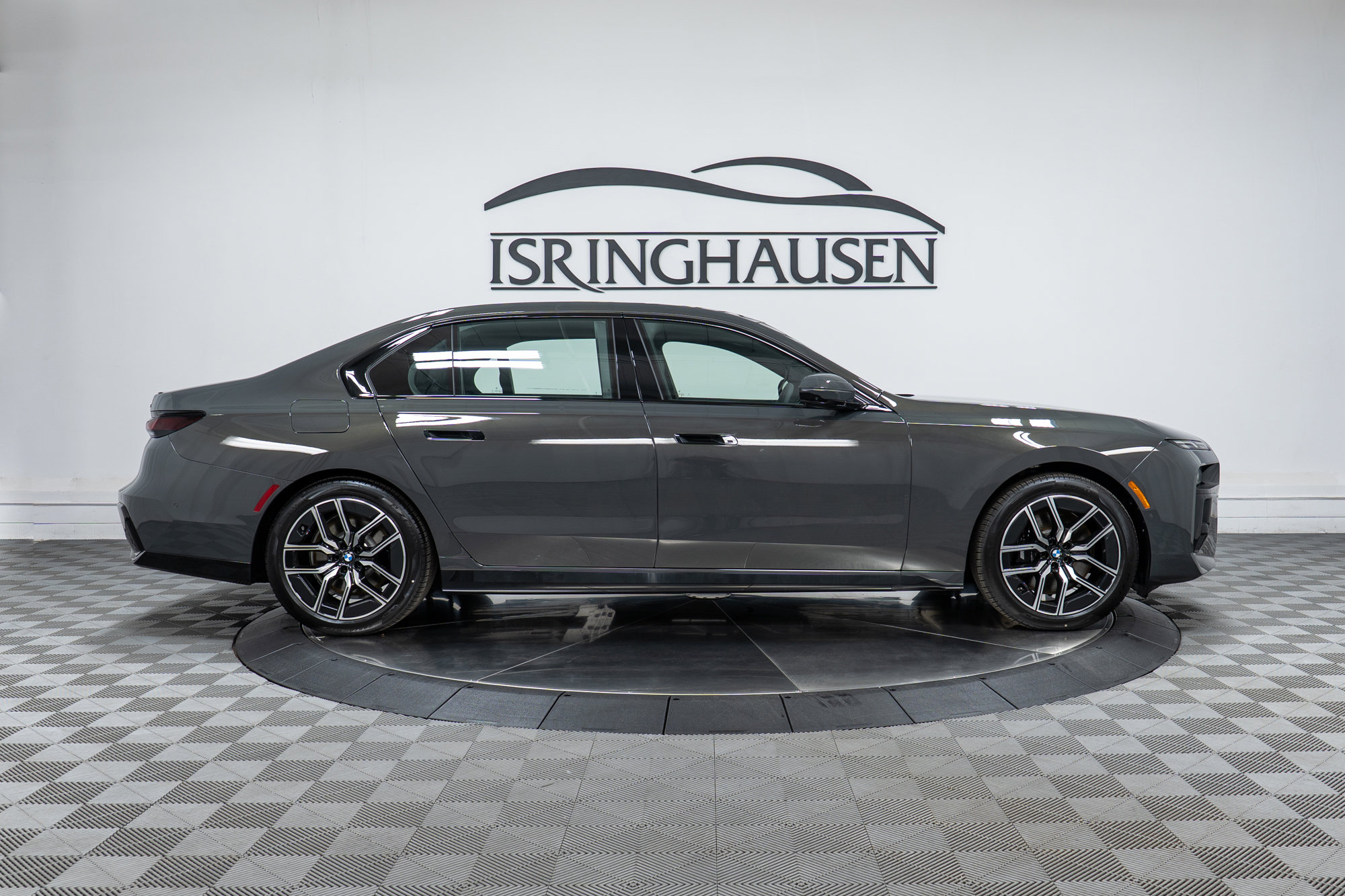 New 2026 BMW 740i xDrive image 4