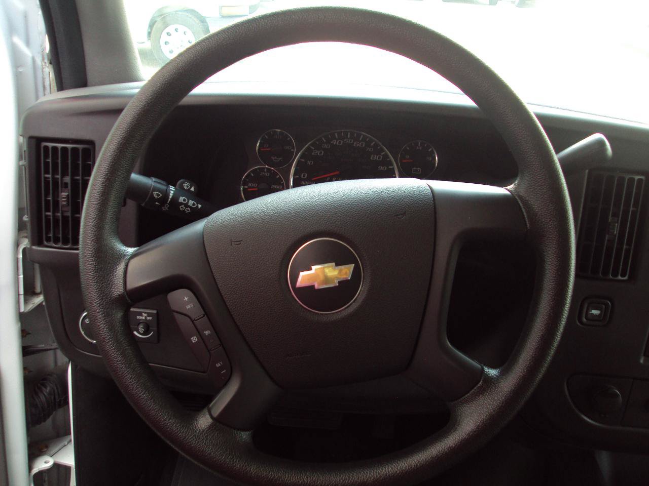 Used 2014 Chevrolet Express 1500 LT w/ LT Preferred Equipment Group AWD/4WD image 17