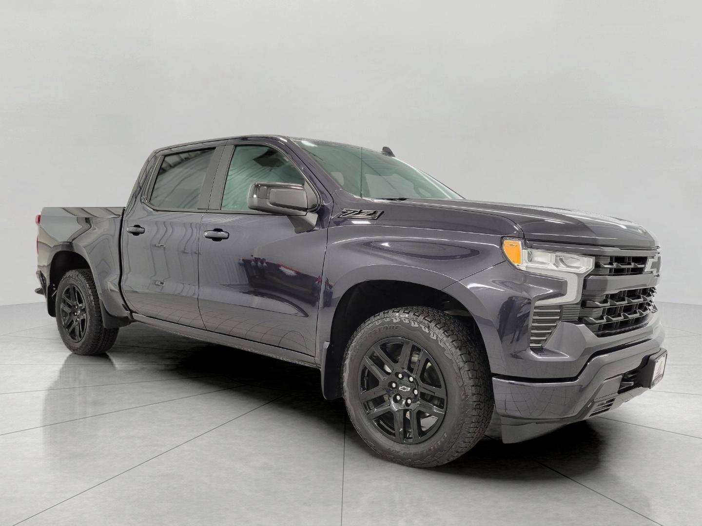 Used 2024 Chevrolet Silverado 1500 RST video 1