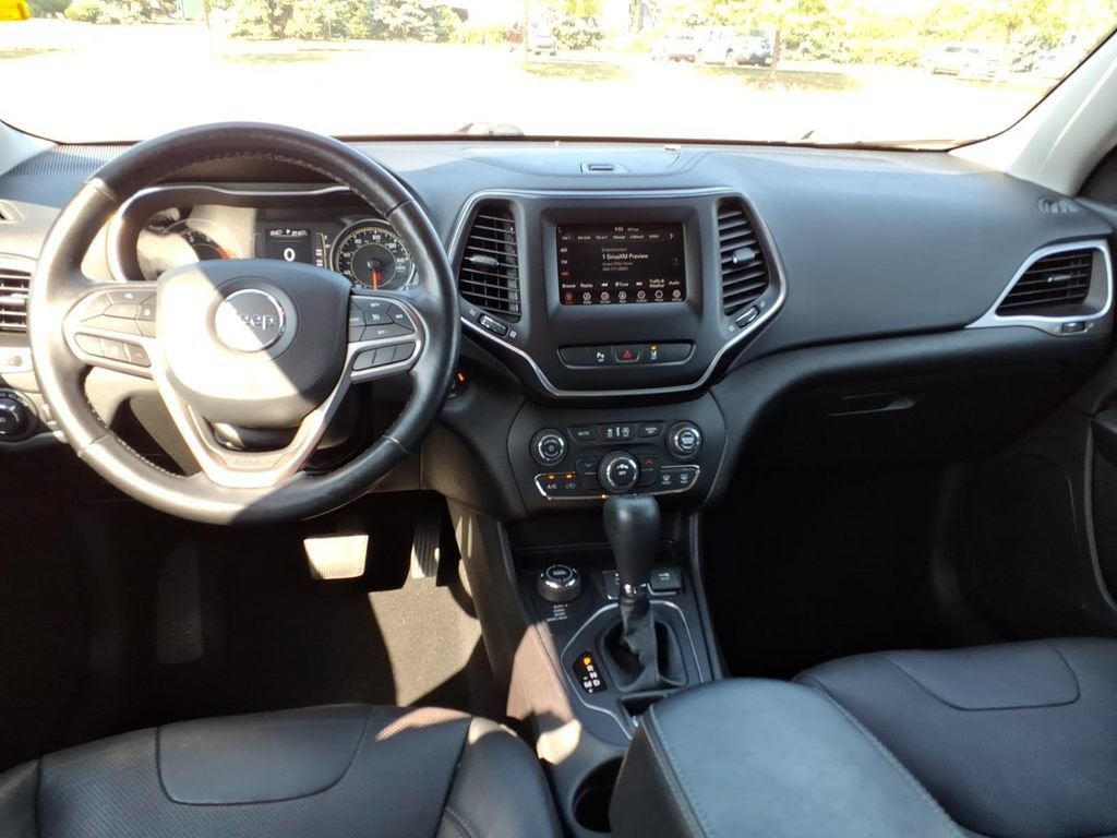 Used 2021 Jeep Cherokee Latitude Lux AWD/4WD image 5