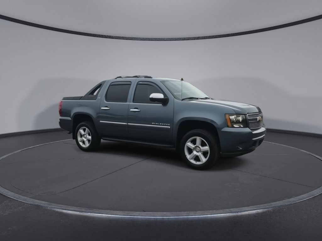 Used 2012 Chevrolet Avalanche LTZ AWD/4WD image 2