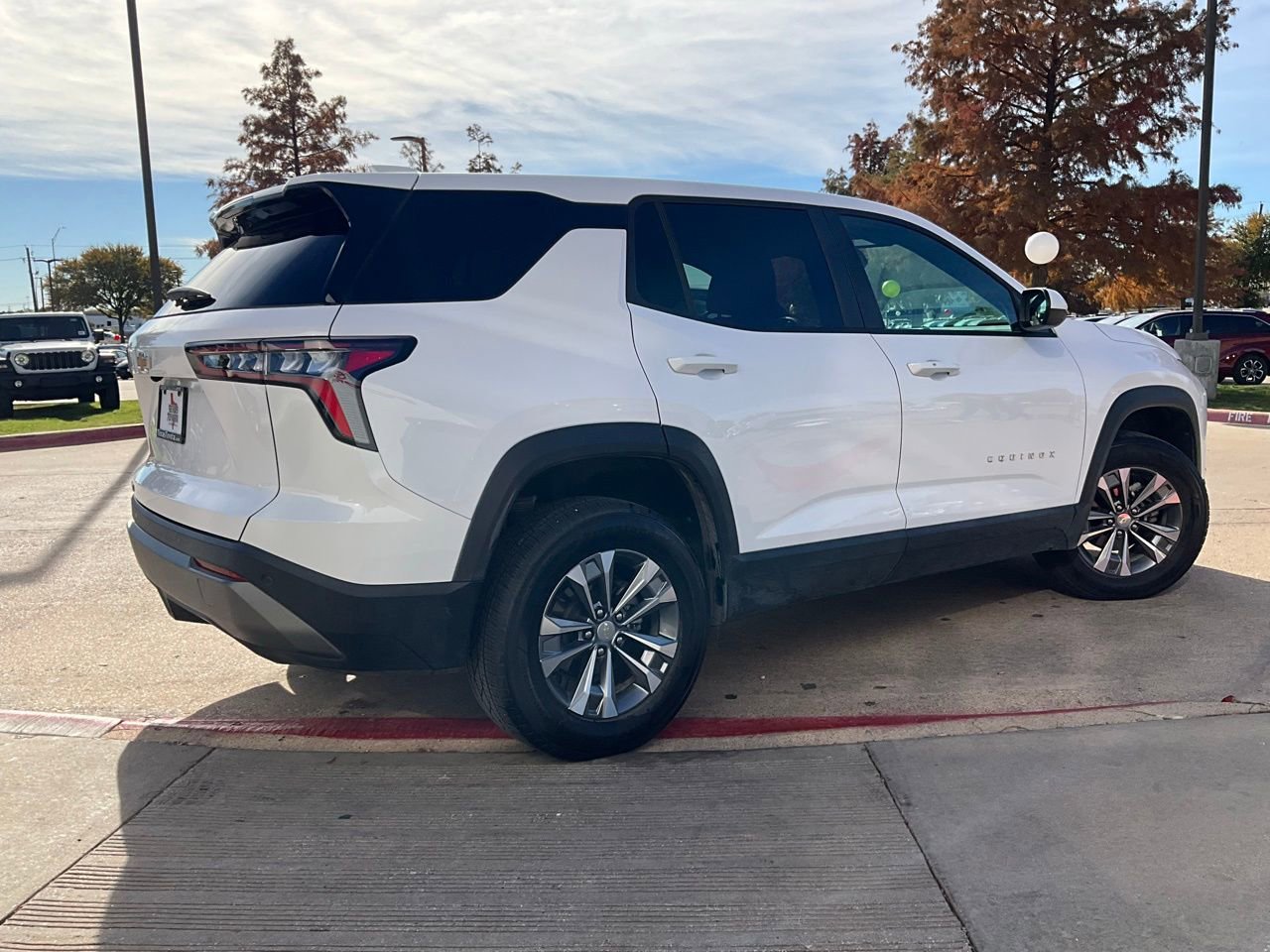 Used 2025 Chevrolet Equinox LT image 6